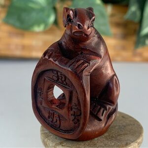 Vintage Hand Carved Money Rat Coin Boxwood Netsuke Animal Figurine Wood Carving